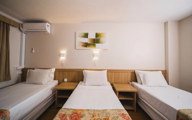 Hotel Golden Park Curitiba by Nacional Inn