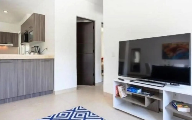 Condo Esmir