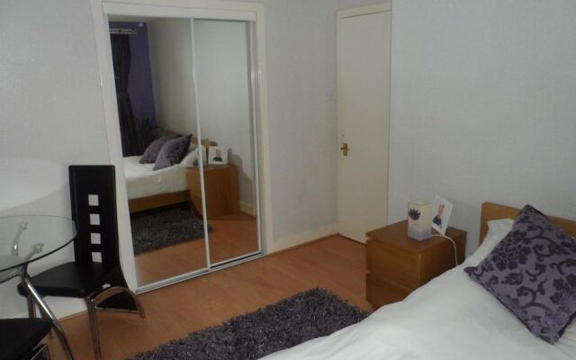 Homestay Oakridge Crescent