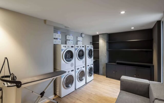 Radisson Hotel & Suites Zurich