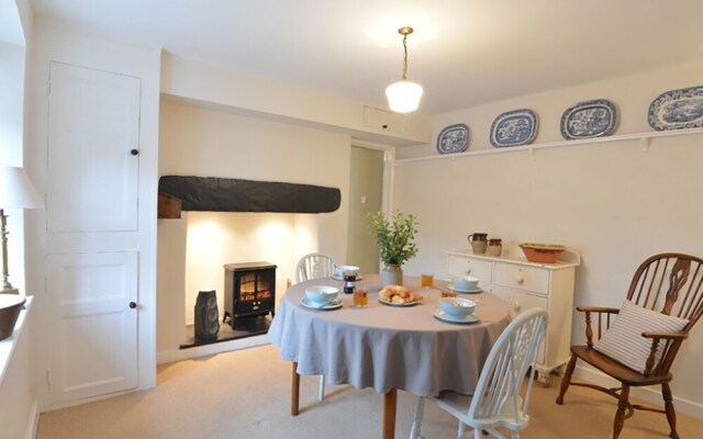 Llan Cottage