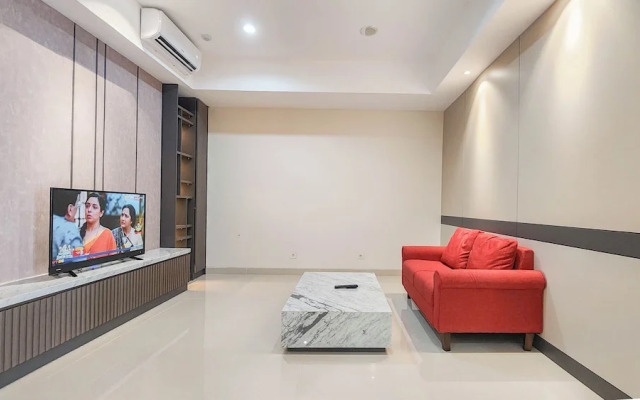 Spacious Combined 3BR Grand Sungkono Lagoon Apartment