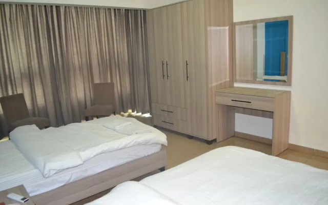 Silver Apartments