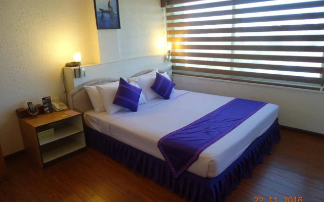 Orchid Hotel