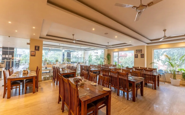 Moustache Rishikesh Luxuria