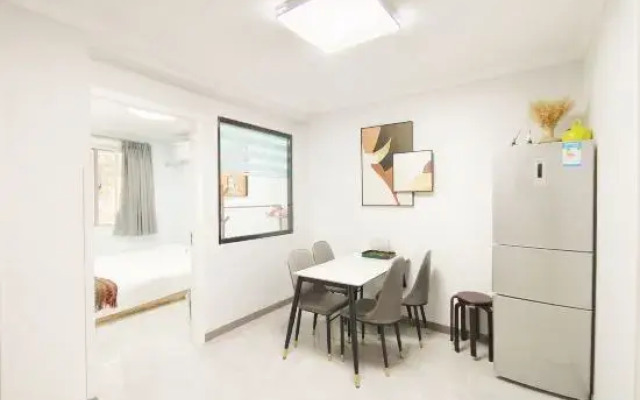 Dustless Residence (Zhonglou Huimin Street Branch)