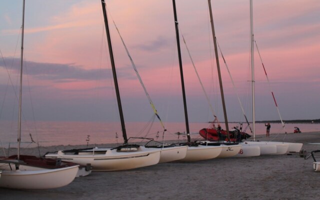Cushy Apartment in Niehagen With Terrace, Parking, Parasol
