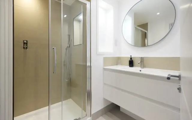 The Melbray Gem - 2bdr Apartment With Courtyard