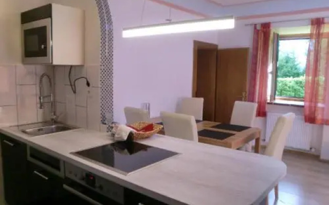 Garten- & Loggia-Appartement HERRENHAUS