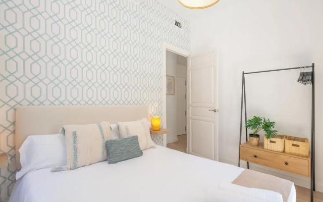 Apartamentos Luna Suites Palacio Dorita