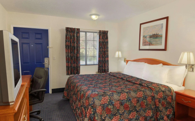 Days Inn KU Lawrence