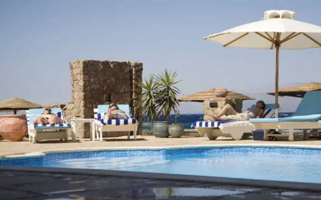 Coral Coast Hotel