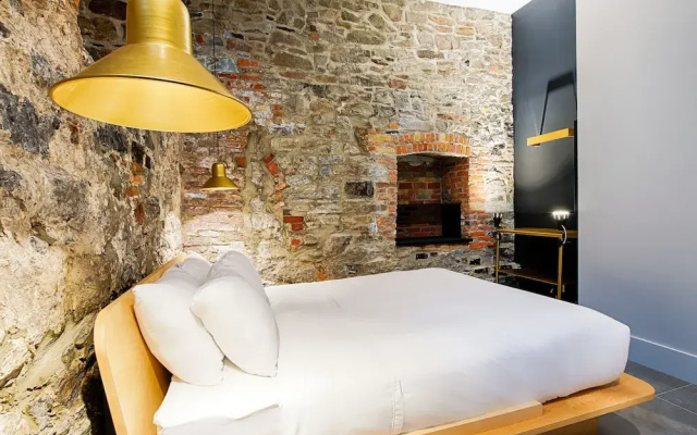 Les Lofts Notre-Dame - By Les Lofts Vieux-Quebec