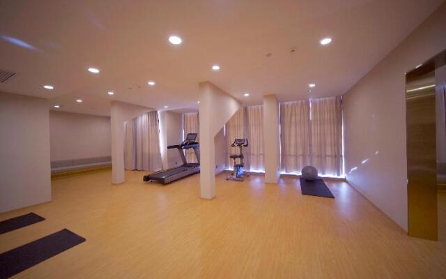 Ji Hotel (Renmin University of China Metro Station