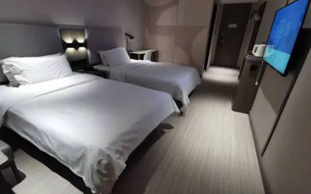 HanTing Hotel (Zibo High Tech Zone Lutai Avenue)