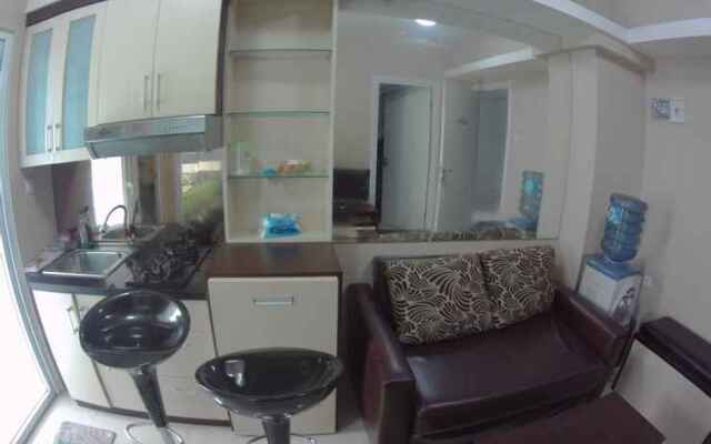 Green Pramuka City Apartment
