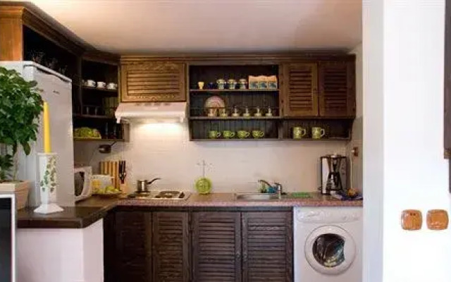 Hilde's Residence