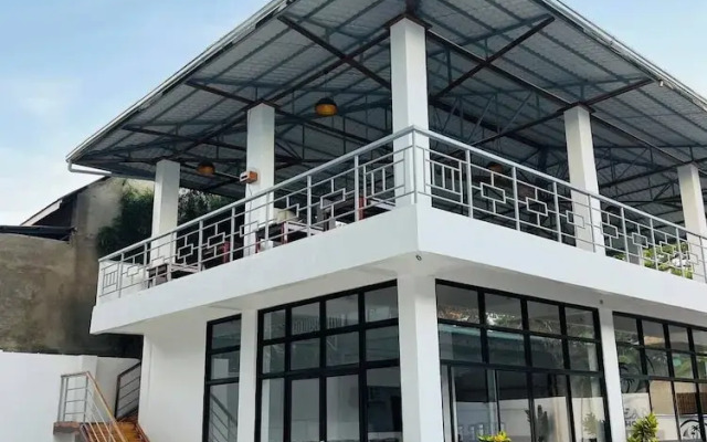 Ocean Star Hotel