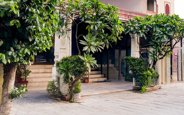 Townhouse Chandpole Metro Station Formerly Hotel Raghuraj Palace