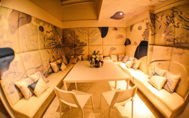 Comet Hotel Suratthani