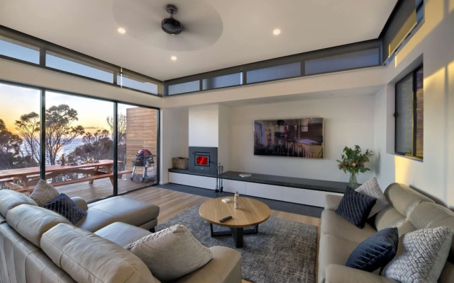 Freycinet Coastal Retreat