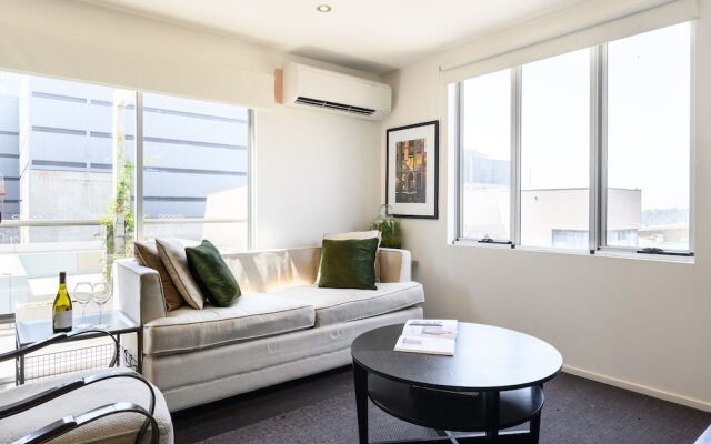 PENTHOUSE Laneway Art, Fed Square & Top Restaurants