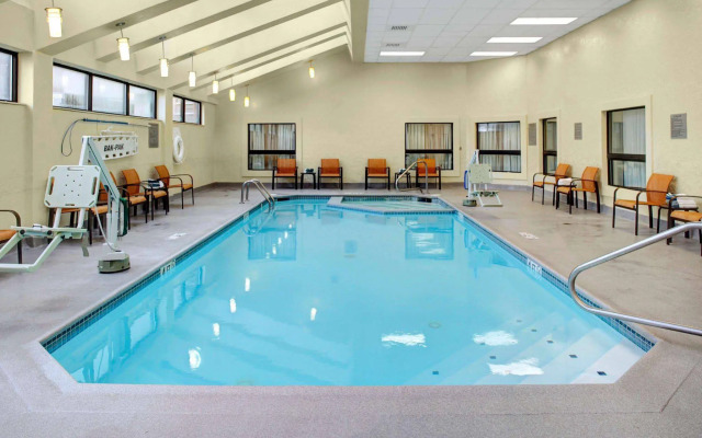 Courtyard by Marriott Columbus Downtown