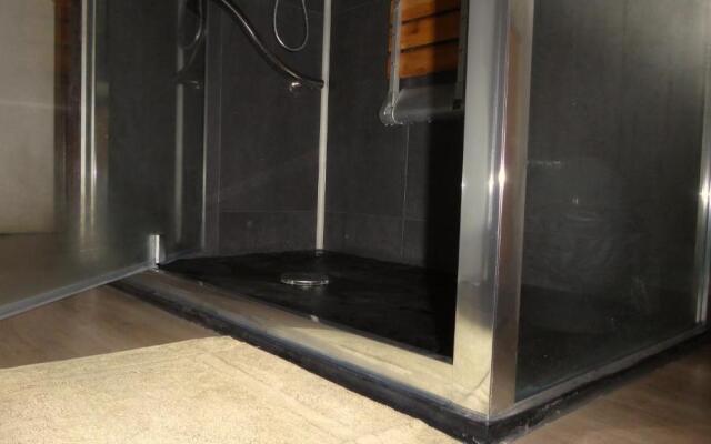 Les Pucines T2 bas de villa