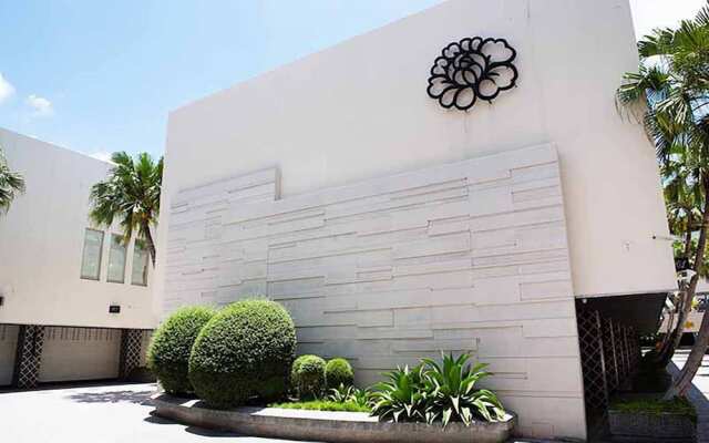 Royal Group Motel Ming Zu Branch