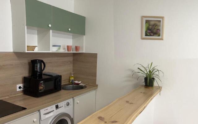 Апартаменты на улице Курыжова 32