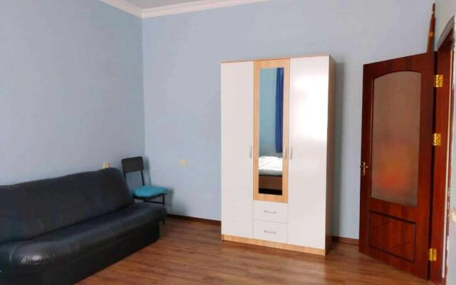 Apartment near Sasundci Davit Metro Station