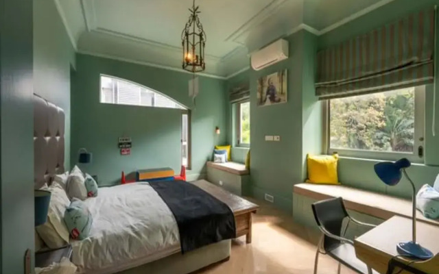 French Elegance in Bishopscourt