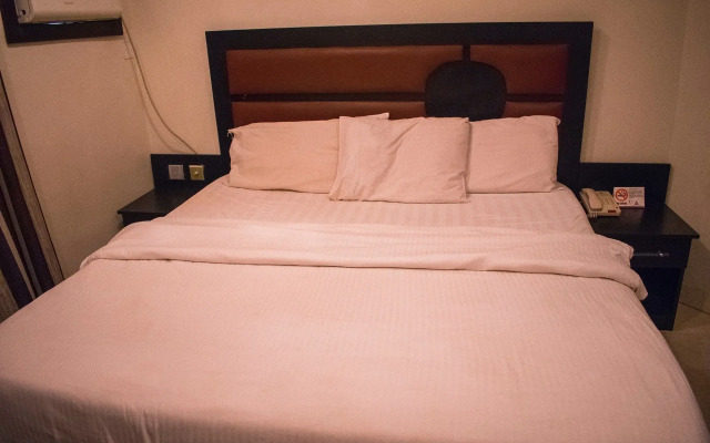 Maidaville Hotel and Suites