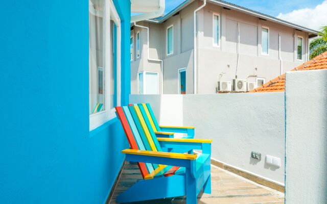 Bed & Bike Curacao Hostel