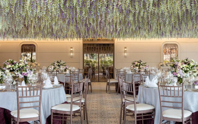 Hong Kong Gold Coast Hotel