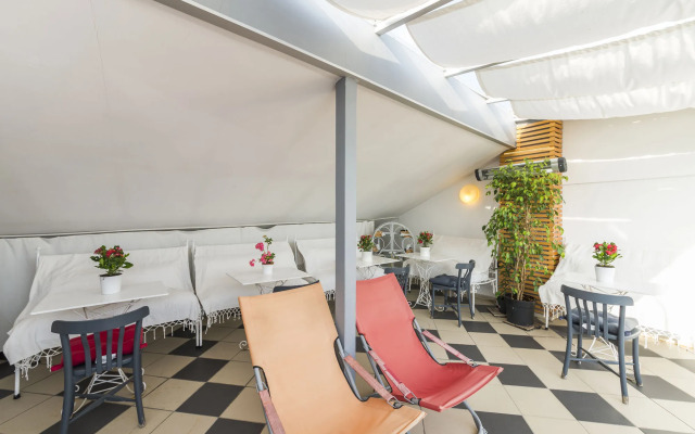 Istanbul Amedros Home