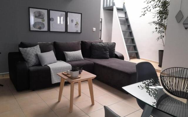 Apt22 stylish apartment close of Heraklion center