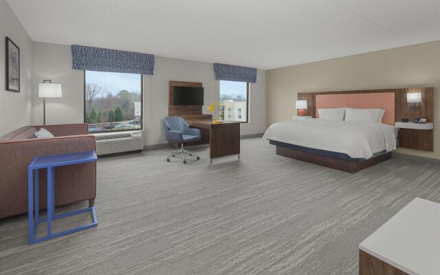 Hampton Inn & Suites Macon I-75 North