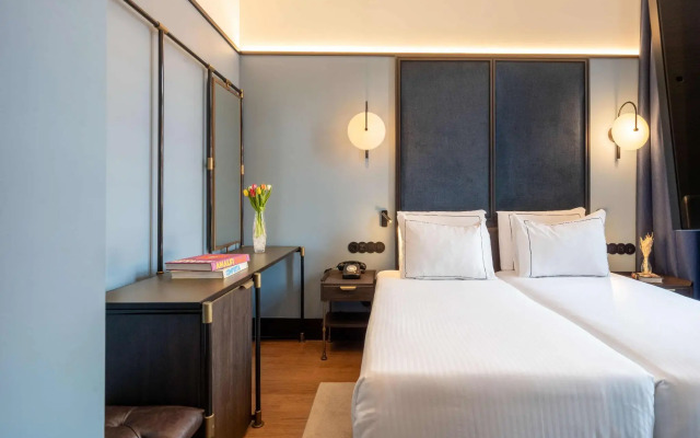 The Editory Riverside Hotel, an Historic Hotel