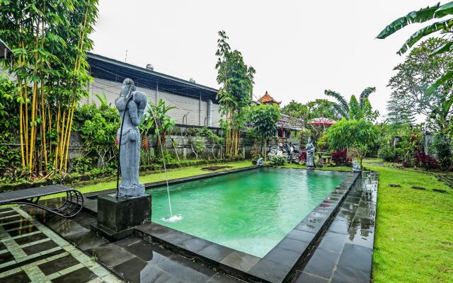 OYO 90640 Agung Kartini Villa