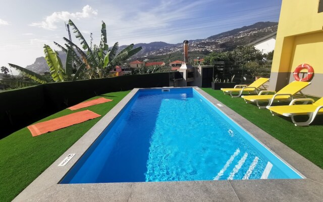 Apartments with Pool in Funchal
