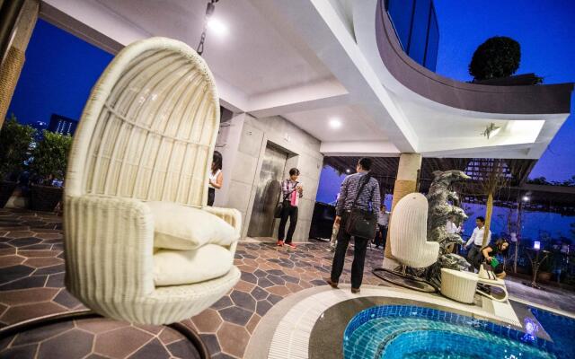 Essence Hotel-Phnom Penh