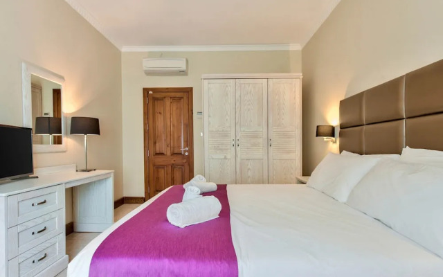 Villa Hibiscus 3 Bedroom Villa With Private Pool