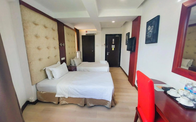 Celyn City Hotel