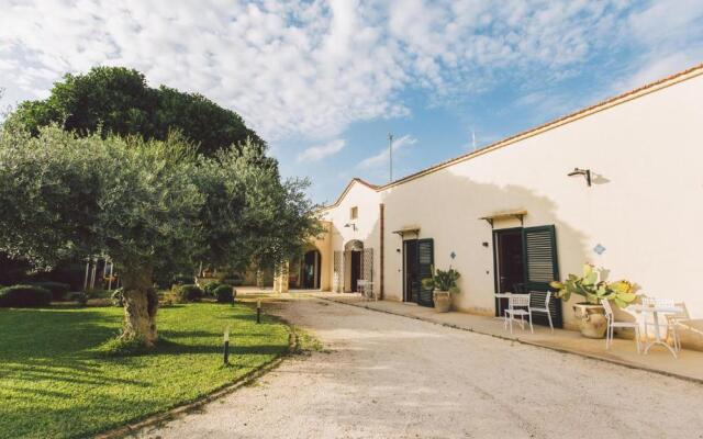 CASALE DOME' 14&2, Emma Villas