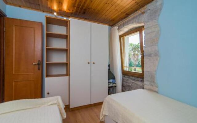 Apartment Nilda Valdi