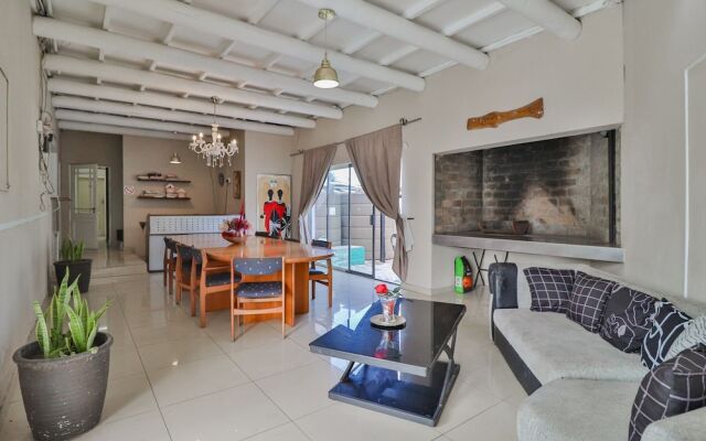 Mauya Guesthouse