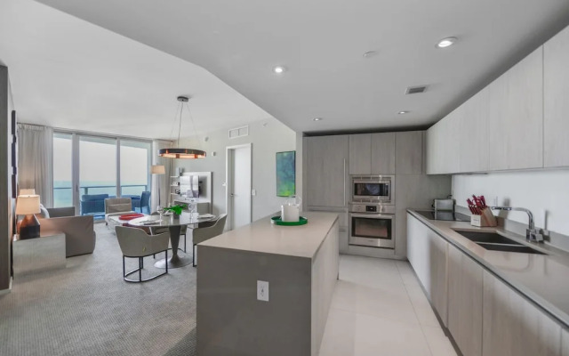 Oceanfront Luxe: Beach Condo