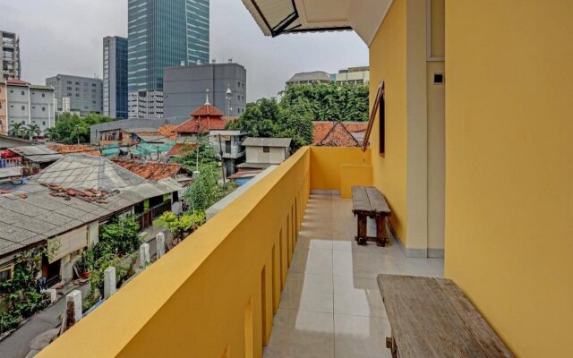 OYO 90106 Tanah Abang Residence