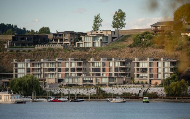 Marina Terrace Apartments